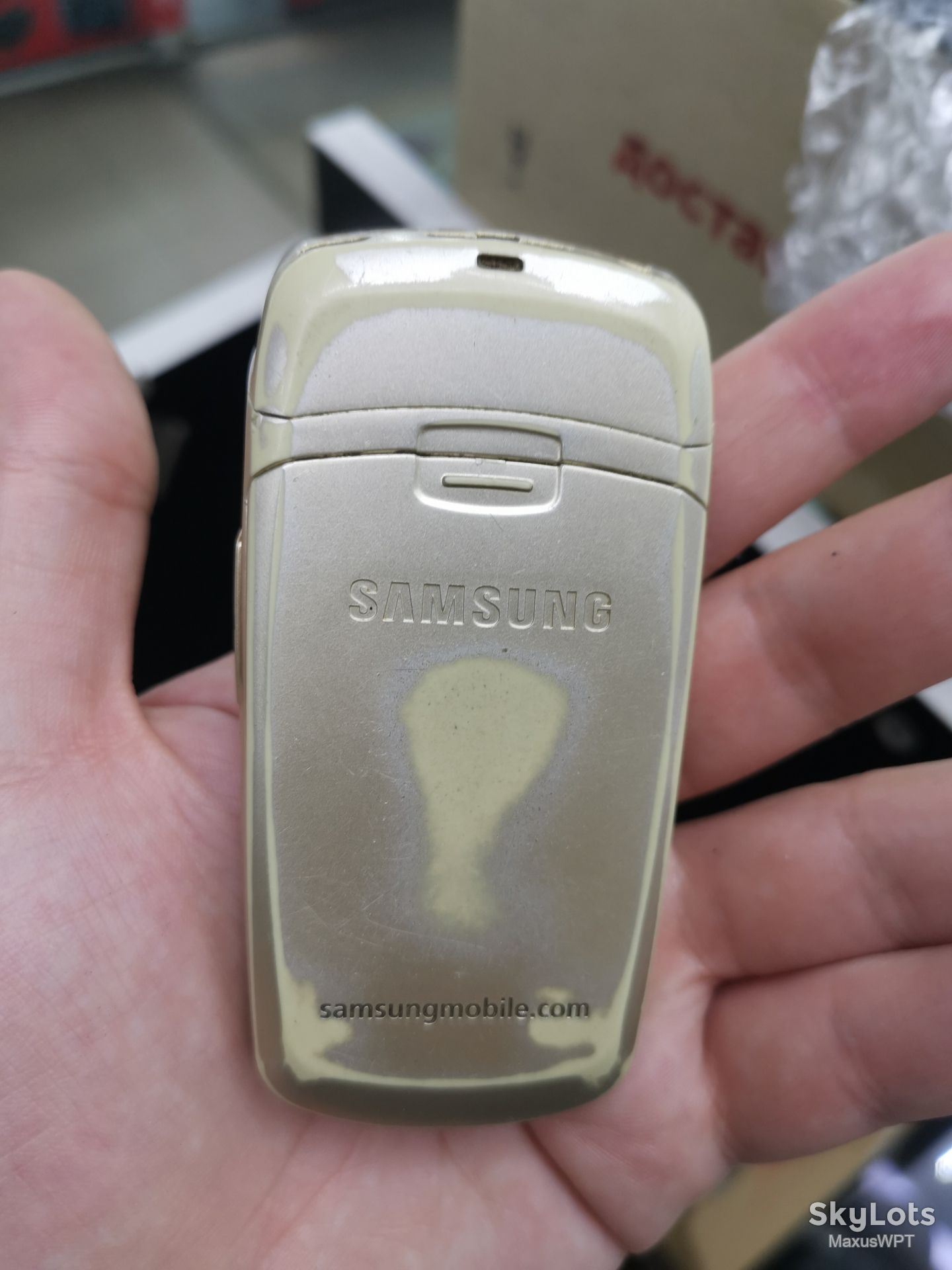 #1383 sklad Samsung e 380 gold e380 - фото фото фото 2