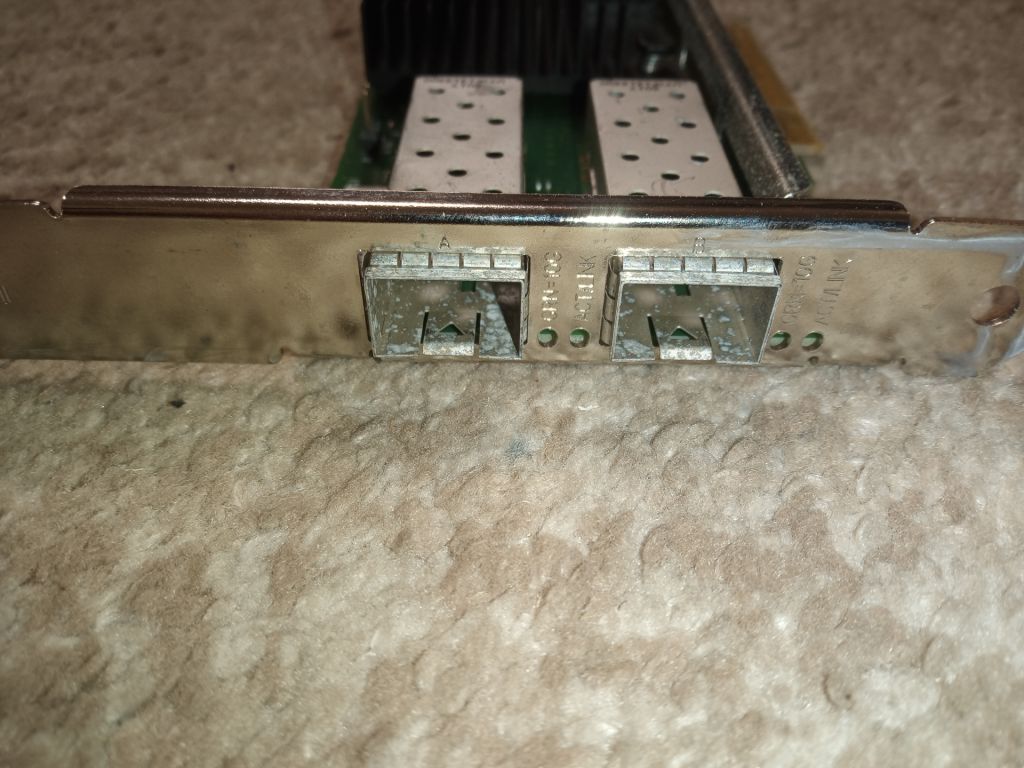 Intel Ethernet Converged Network Adapter X710-DA2 is a 2-port 10GbE SFP - фото фото фото 1