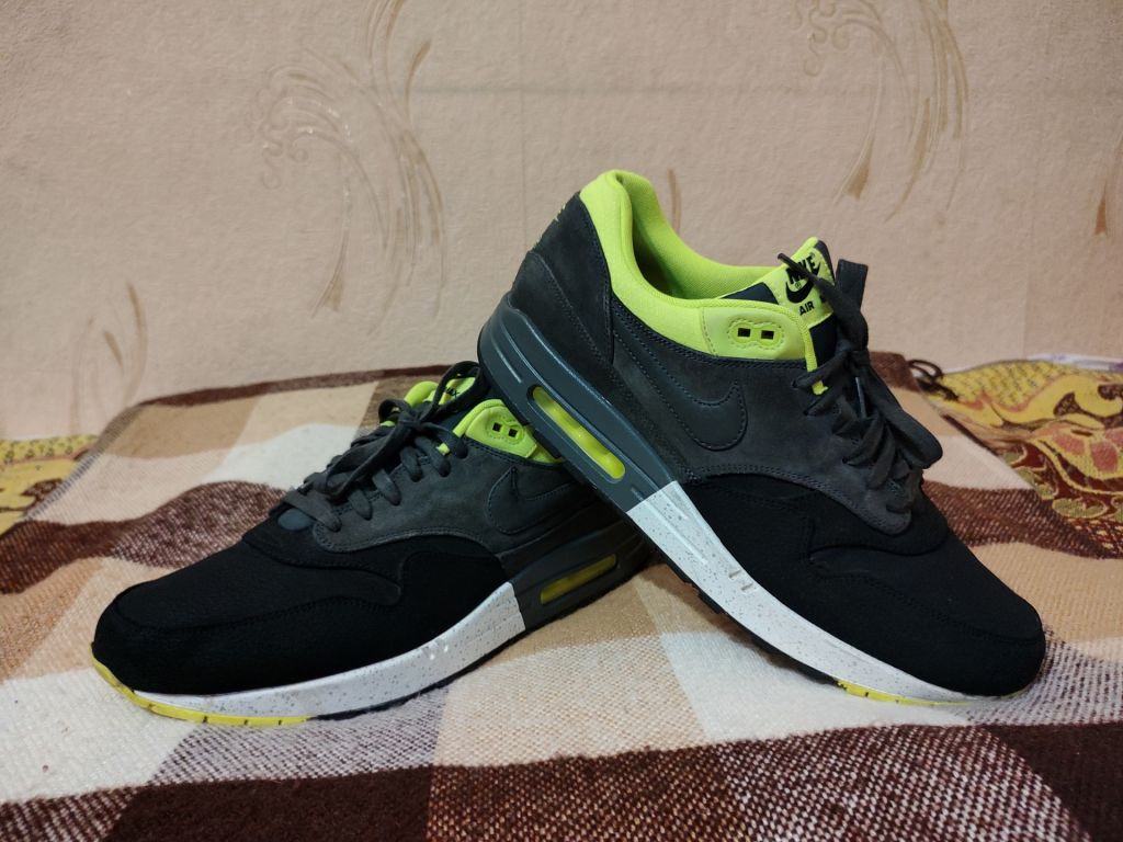 Кросівки Nike Air Max 1 Split Black Volt - фото фото фото 0