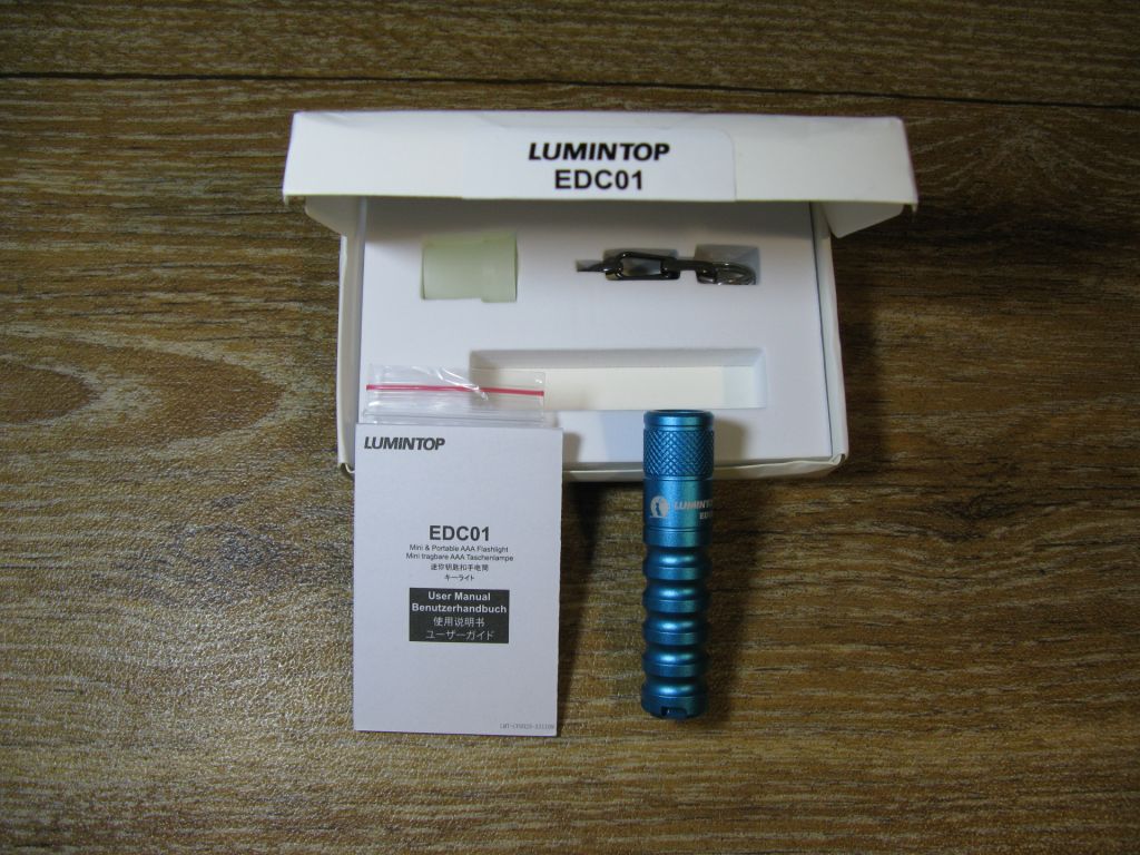 Фонарь Lumintop EDC01 110LM 37M IPX8 Цвет Голубой - фото фото фото 0