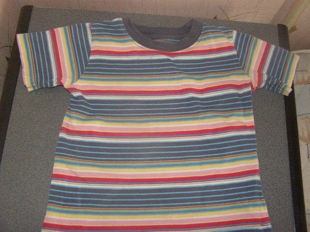 Футболка Mothercare 98-104 рост - фото фото фото 0