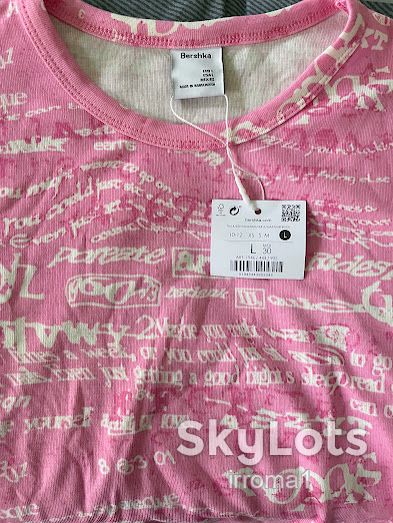 Футболка бренду Bershka - фото фото фото 6