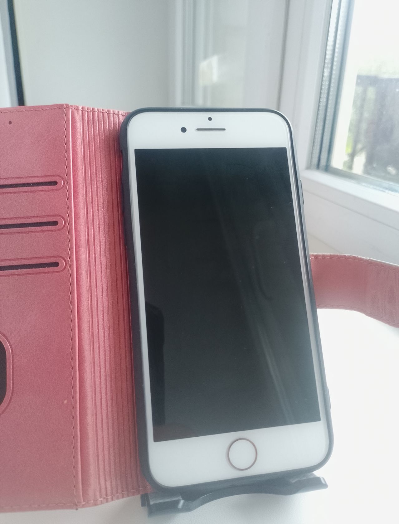 Apple iPhone 7 Rose Gold  (A1778) від 1грн - фото фото фото 4