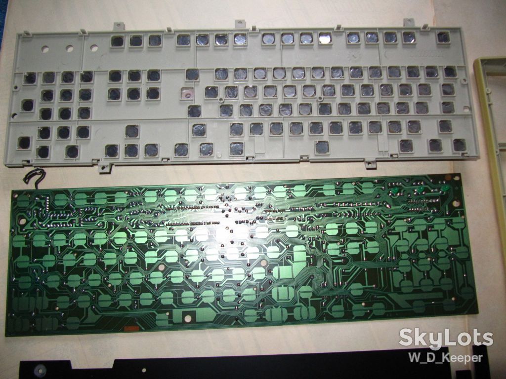 BTC 5339R AT / DIN, "вічна" механічна foil&amp;foam, сталеве дно, 1991 рік, колекційна клавіатура - фото фото фото 12