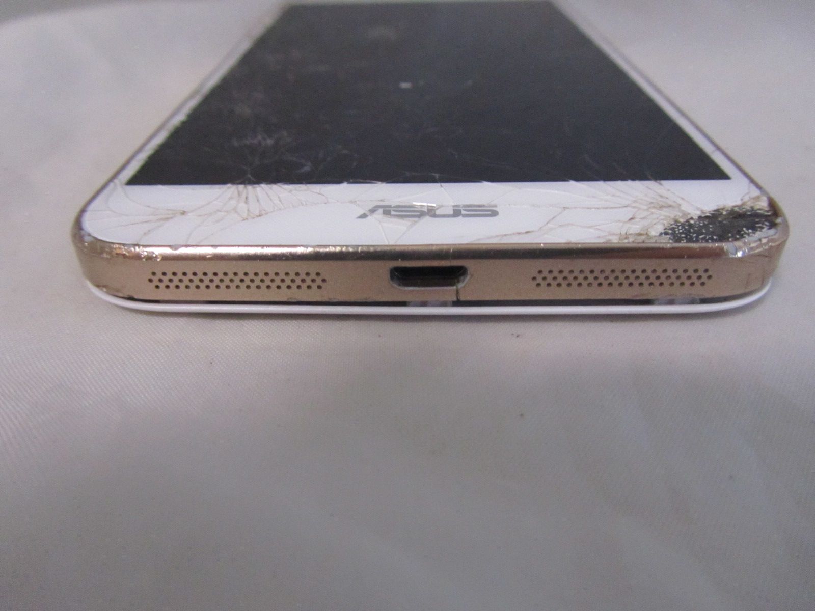 ASUS Pegasus 5000 X005 White - фото фото фото 1
