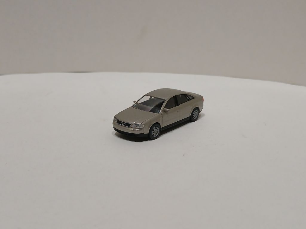 Автомобіль, AUDI A6. WIKING 1:87 H0  (11706). - фото фото фото 0