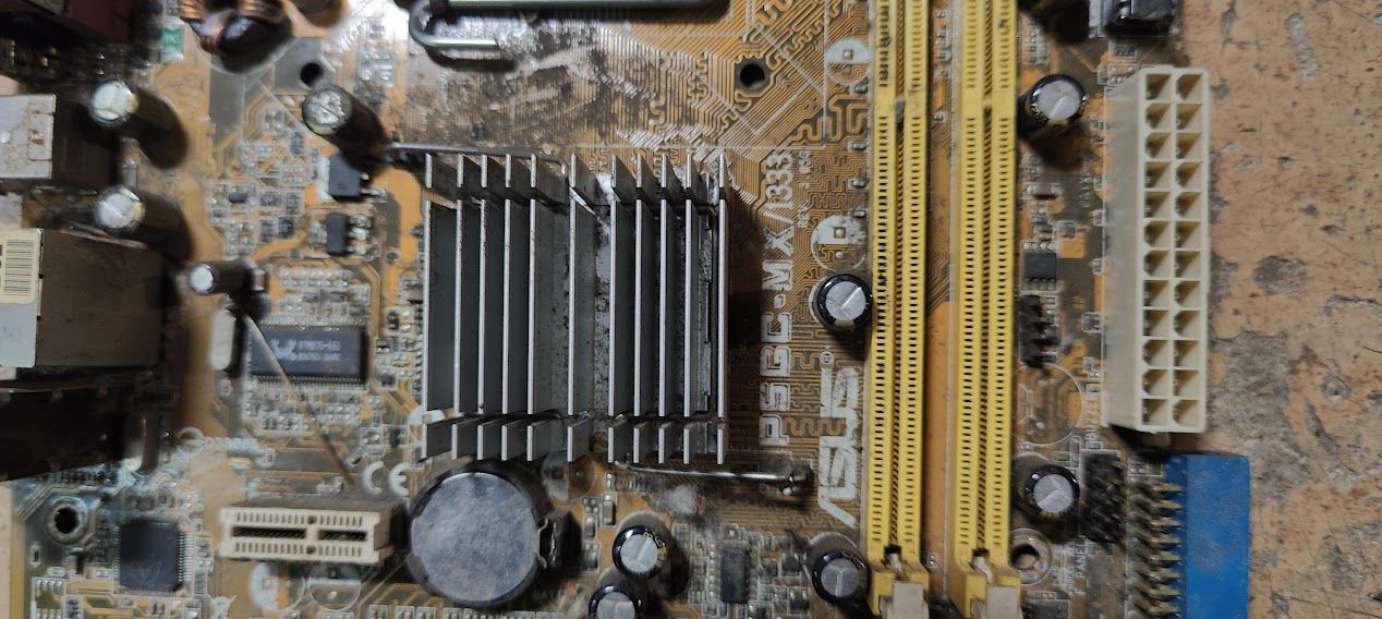 Мат. плата ASUS P5GC-MX/1333 LGA775 i945GC PCI-E+SVGA+LAN SATA MicroATX 2DDR2 № 231003 - фото фото фото 1