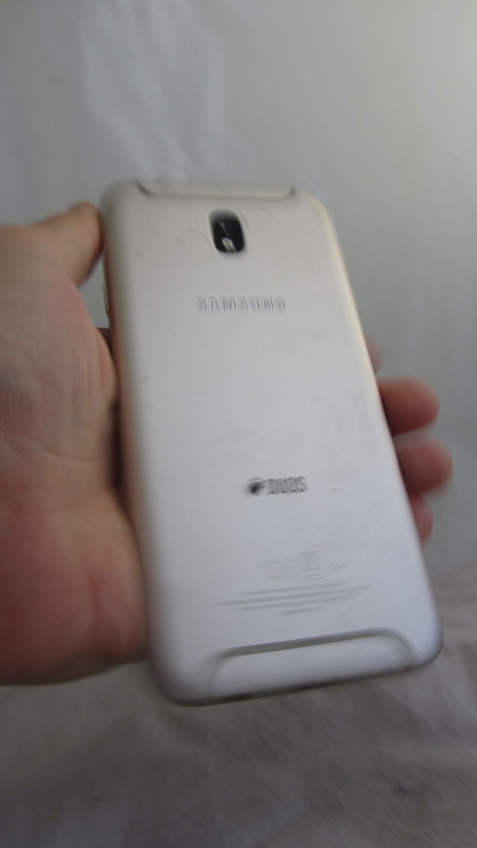 Samsung Galaxy J7   (2017)   (SM-J730F/DS) Gold - фото фото фото 3