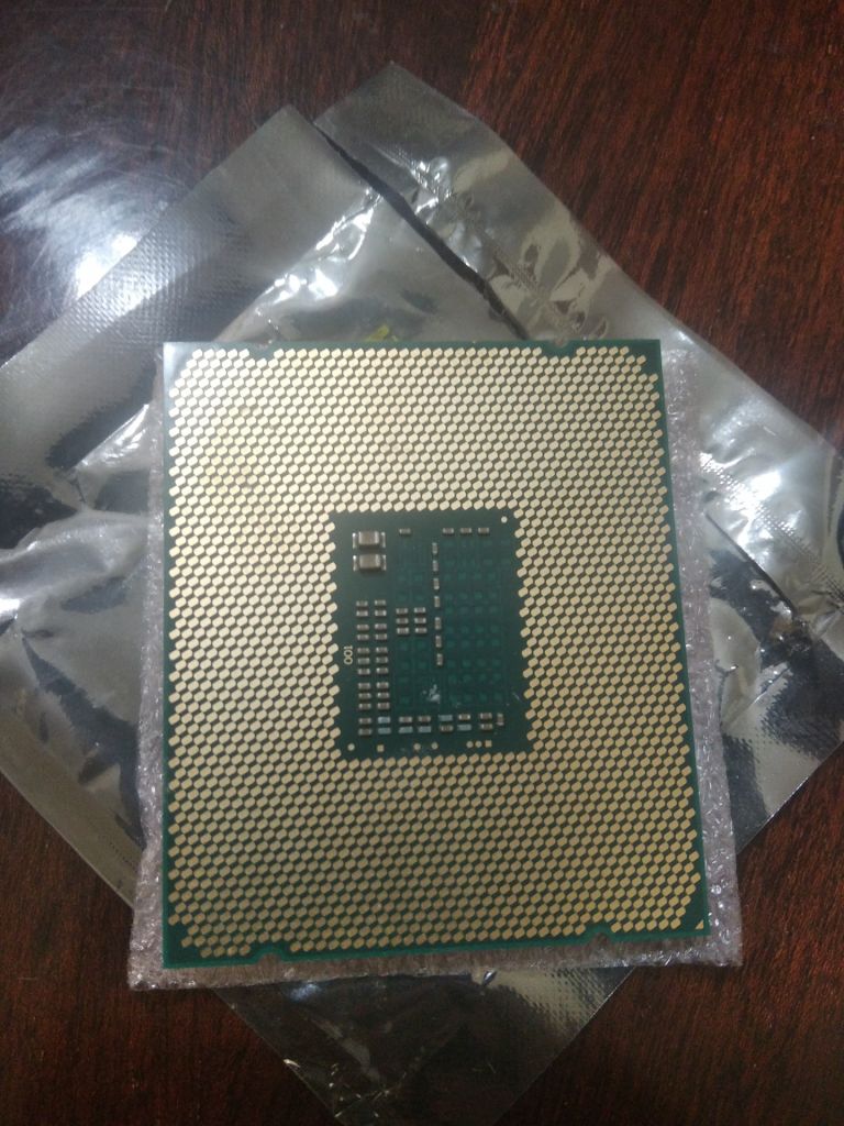 Процессор Intel Xeon E5-2643 v3 - фото фото фото 1