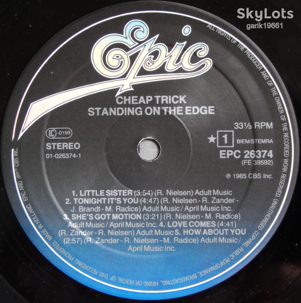 Cheap Trick – Standing On The Edge  (Epic ‎– EPC 26374, Holland) inner sleeve EX/NM- - фото фото фото 3
