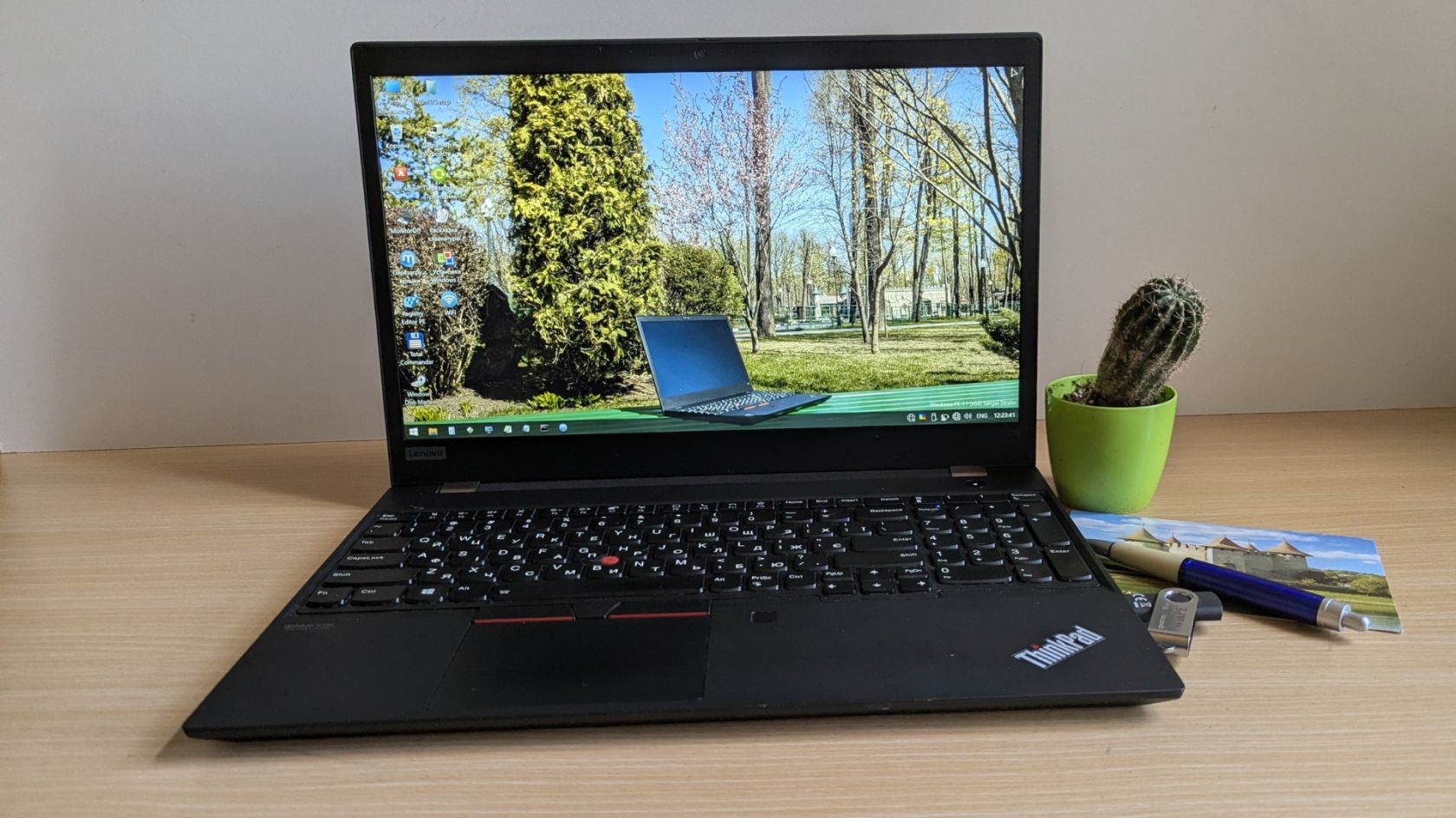 Ноутбук Lenovo ThinkPad T15 g1 20S60029US sn: PF3AXASA - фото фото фото 0