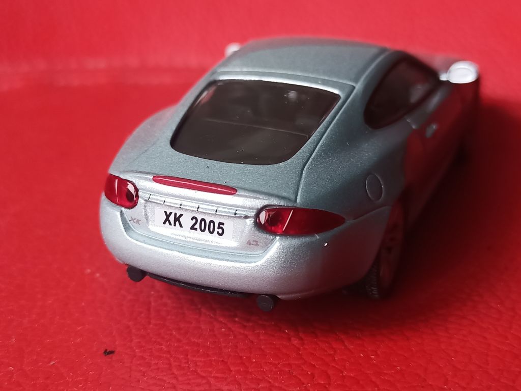 JAGUAR  XK  COUPE  1 :43 DeAgostini - фото фото фото 4