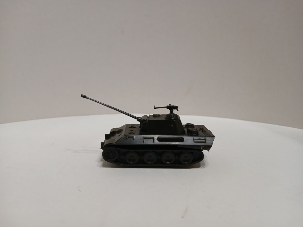 Бронетехніка. Танк PANTHER. ROCO 1:87 H0  (42003). - фото фото фото 4