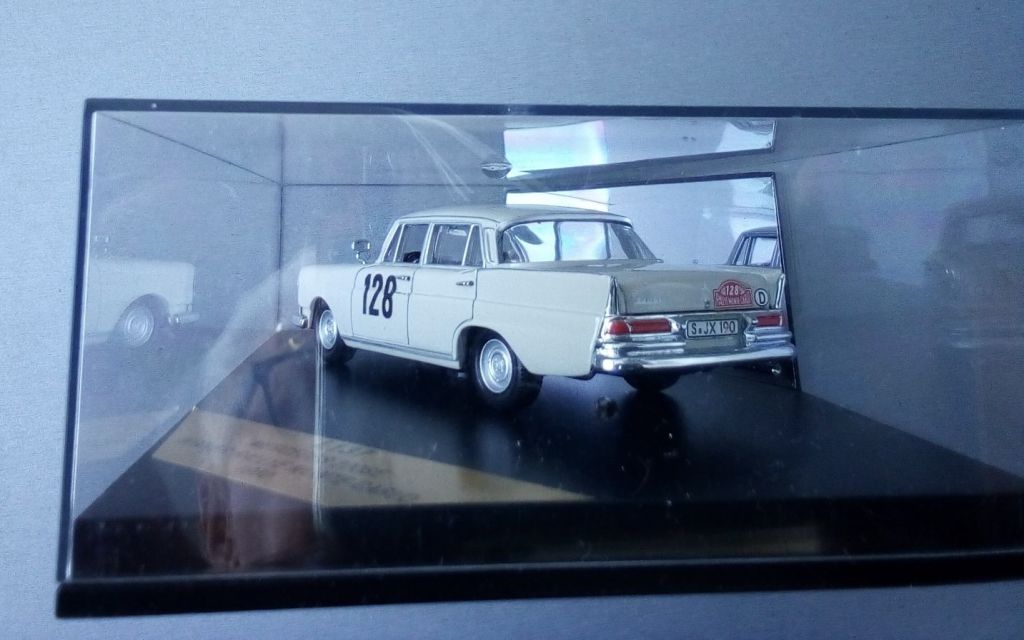 VITESSE Mercedes 220SE 1960 Winner Rallye Monte-Carlo 1/43 - фото фото фото 3