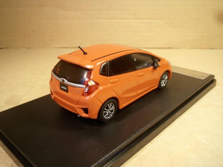 1/43 PREMIUM X Honda Jazz, orange, 2015 - фото фото фото 3