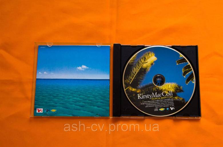 Музичний диск CD. KIRSTY MACCOLL - Tropical Brainstorm - фото фото фото 3