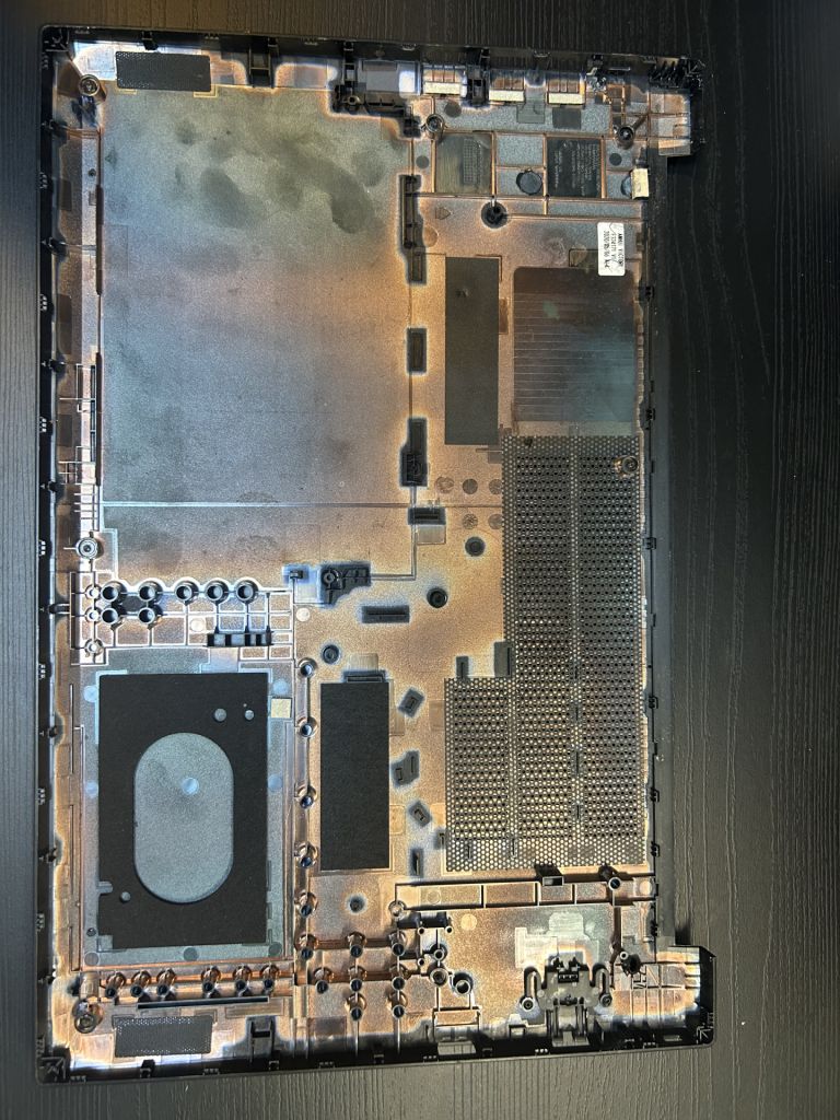 Нижня кришка   (піддон) Lenovo IdeaPad 3-15 AM32L VICTORY корито - фото фото фото 0