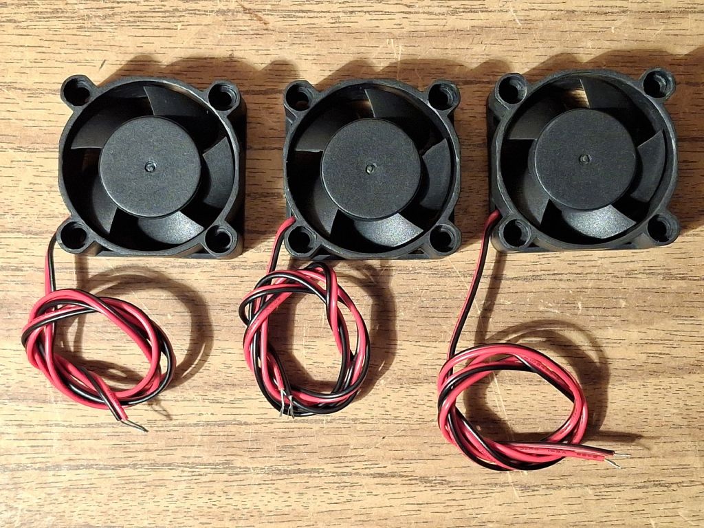 Вентилятор компьютерный 4x4x2см Evercool EC4020M12S  (12V - 0.08A) - фото фото фото 0