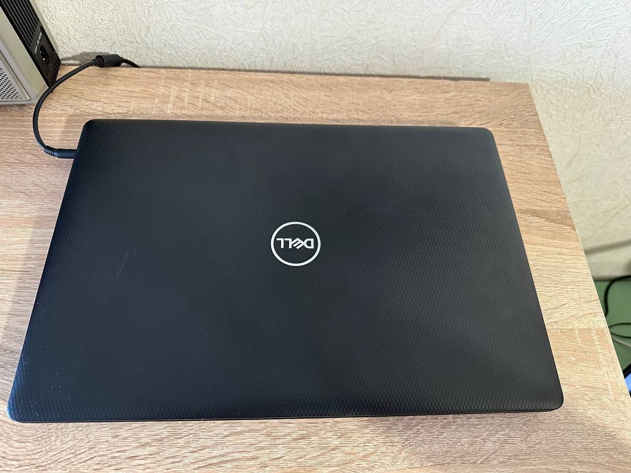 Dell Inspiron 3582 свіжий сучасний ноутбук - фото фото фото 1