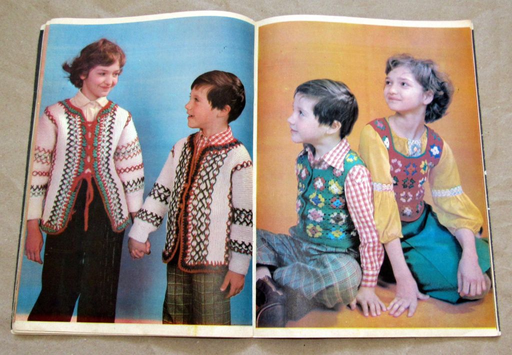 Книга Журнал Матвеева Г. Л.  Вязание. Альбом моделей 1982 - фото фото фото 1