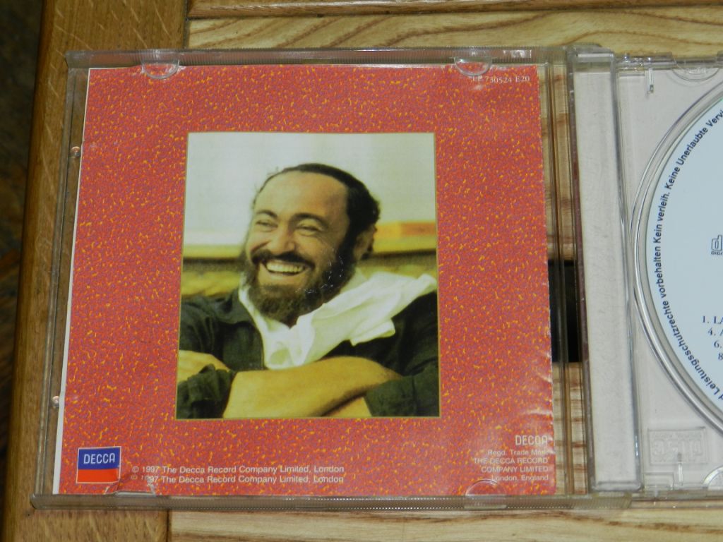 CD   Pavarotti - Essential  20 Hits - фото фото фото 1