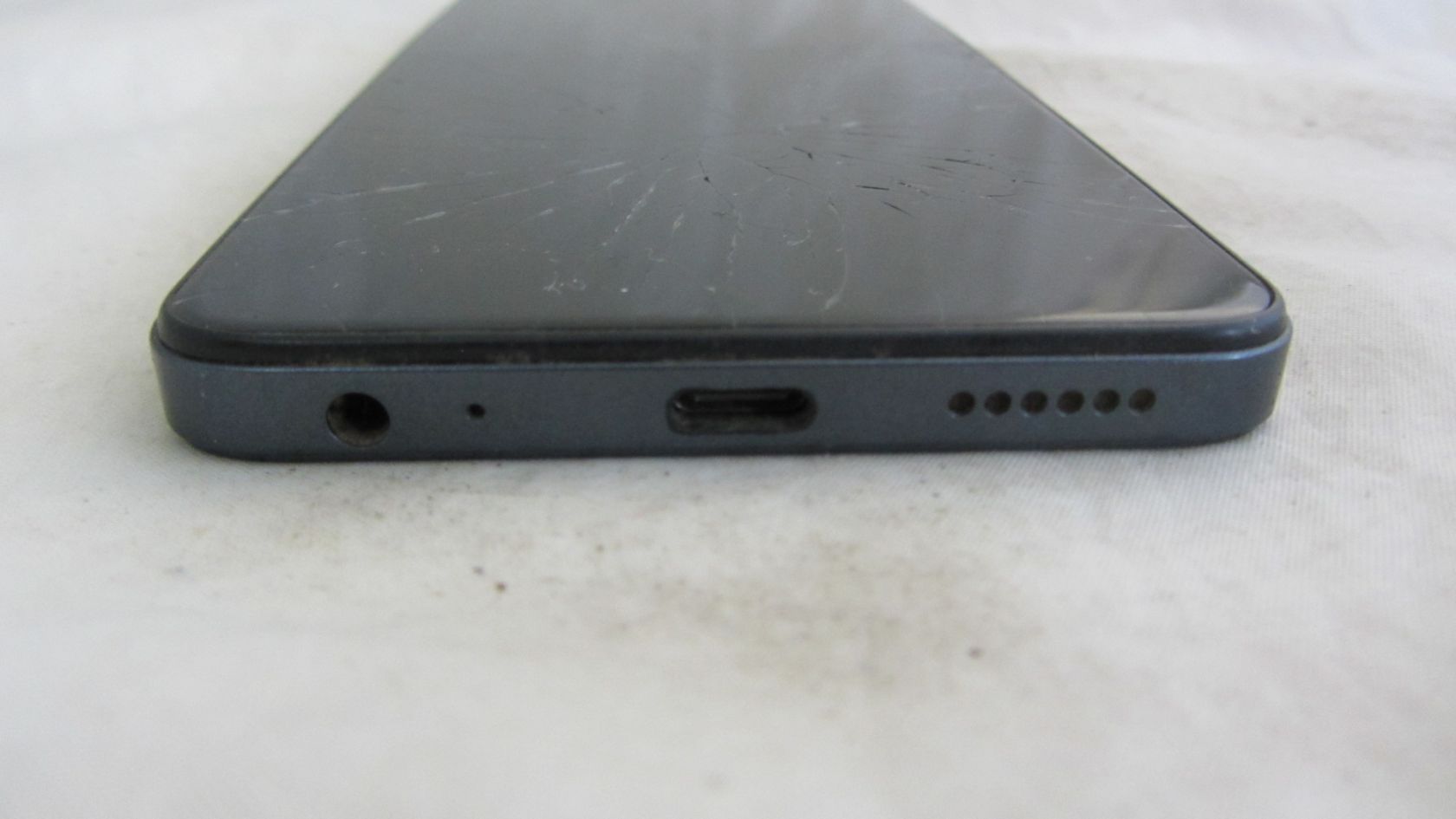TECNO Spark 20C   (BG7n) 8/128ГБ Gravity Black - фото фото фото 2