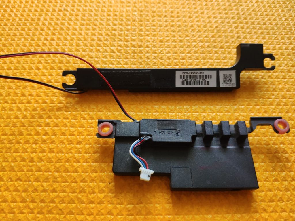 Динамики для ноутбука HP 250 255 G3 HP 15-R 15-G 15-R 15T-R 15Z-G - фото фото фото 0