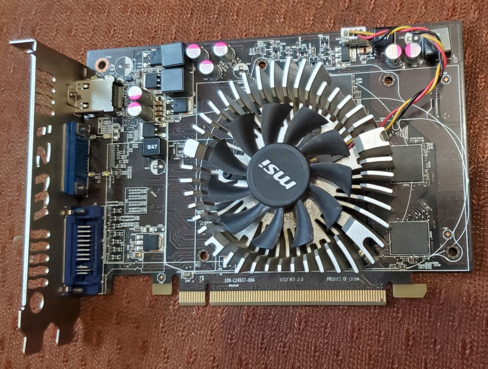 Видеокарта MSI Hd6670 1gb ddr5 - фото фото фото 0
