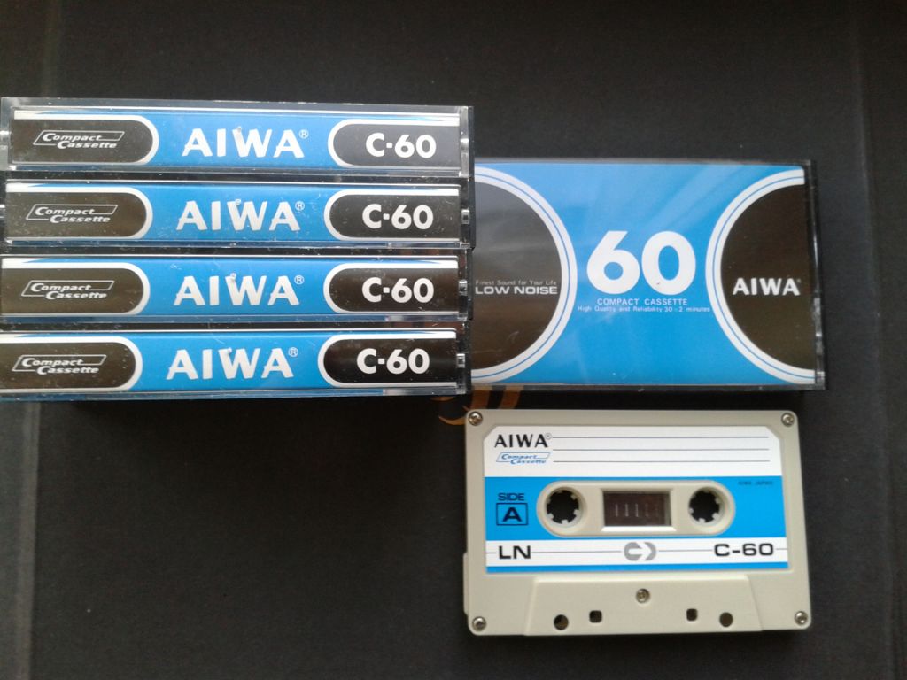 Аудиокассеты AIWA LN C-60 - фото фото фото 0