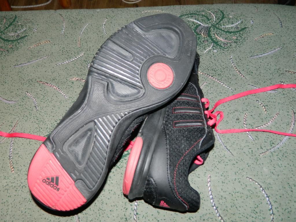 Кроссовки Adidas  (оригинал) фирменные размер-39 стелька- 24,5см. - фото фото фото 7