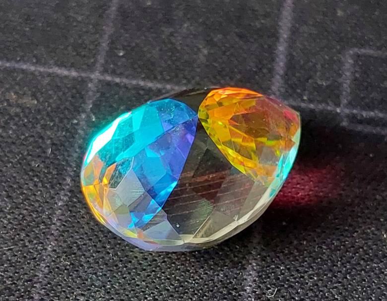 Радужный кварц 17.2 Ct - фото фото фото 2
