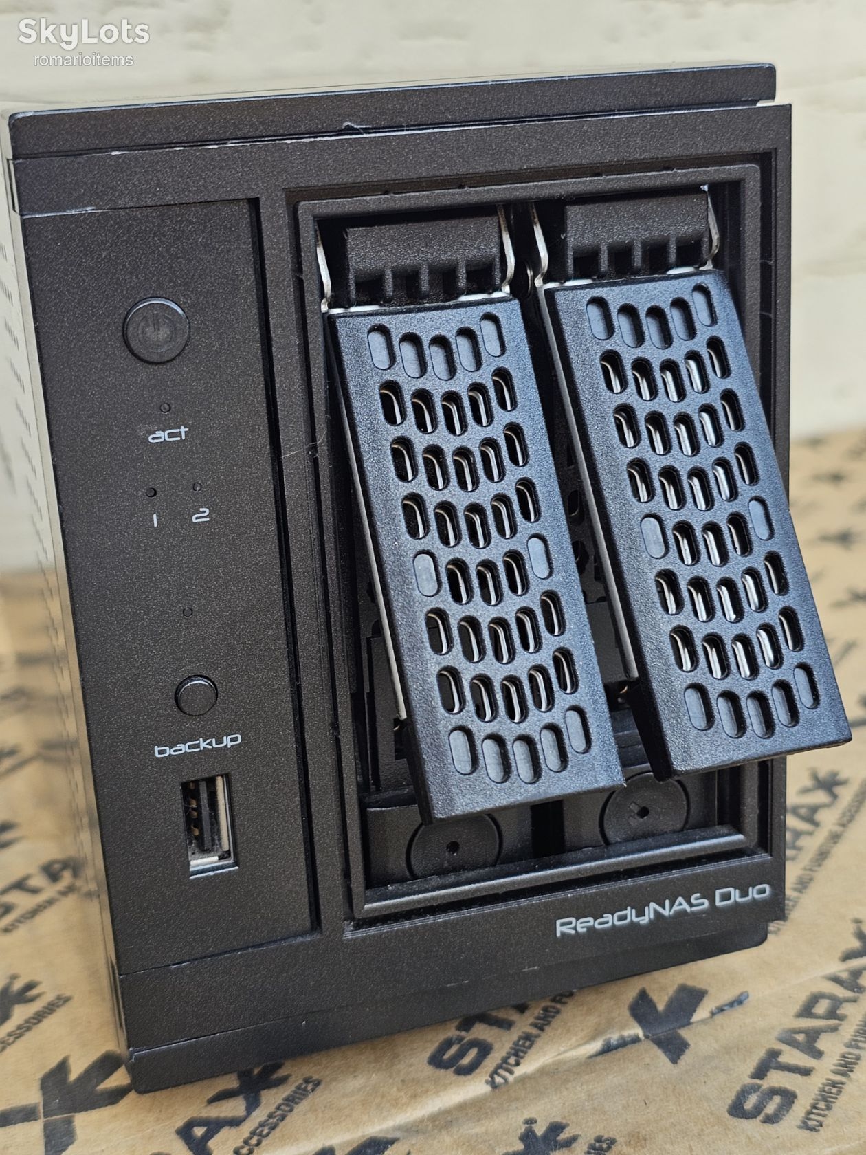 Сетевое хранилище Netgear ReadyNAS DUO v2 на 2 HDD 3.5" - фото фото фото 3