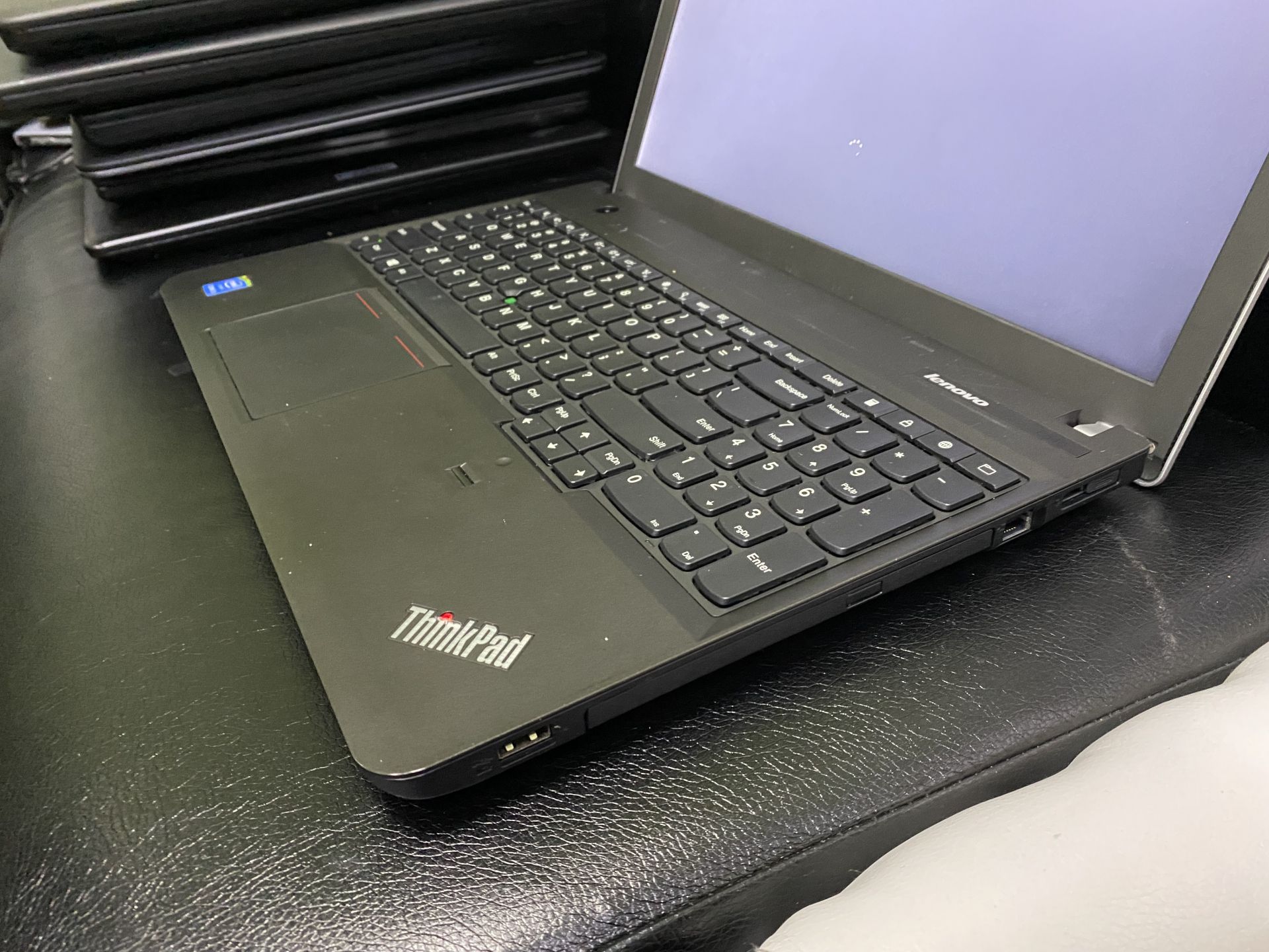 Lenovo ThinkPad E540 15,6 HD/i3-4000m/4GB/128SSD - фото фото фото 3