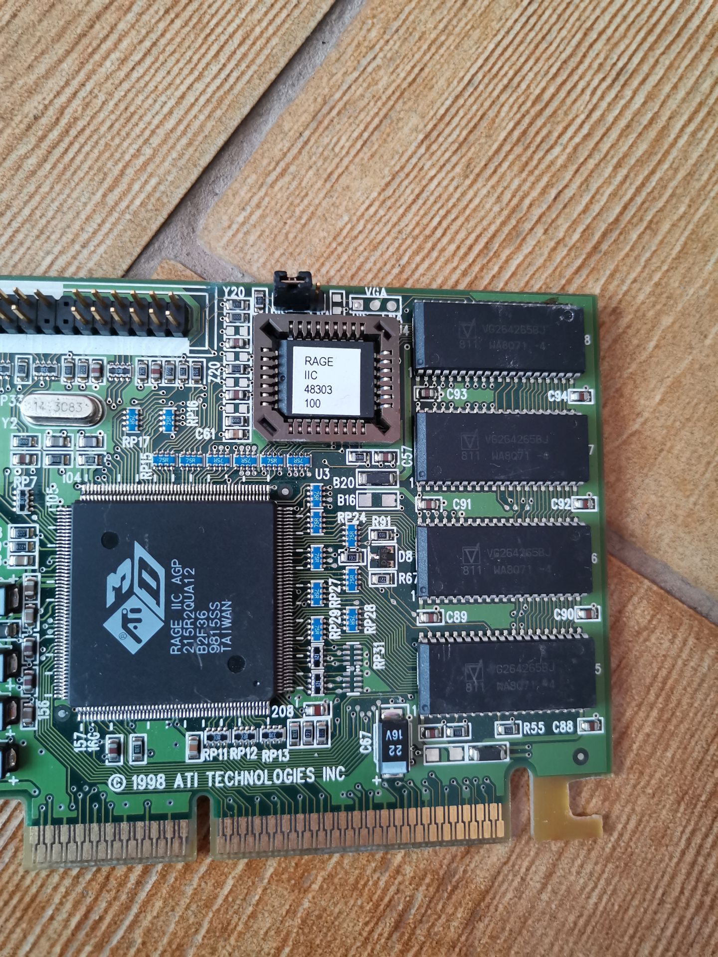 Видеокарта ATI 3D Rage IIC AGP SDRAM SDR - фото фото фото 4