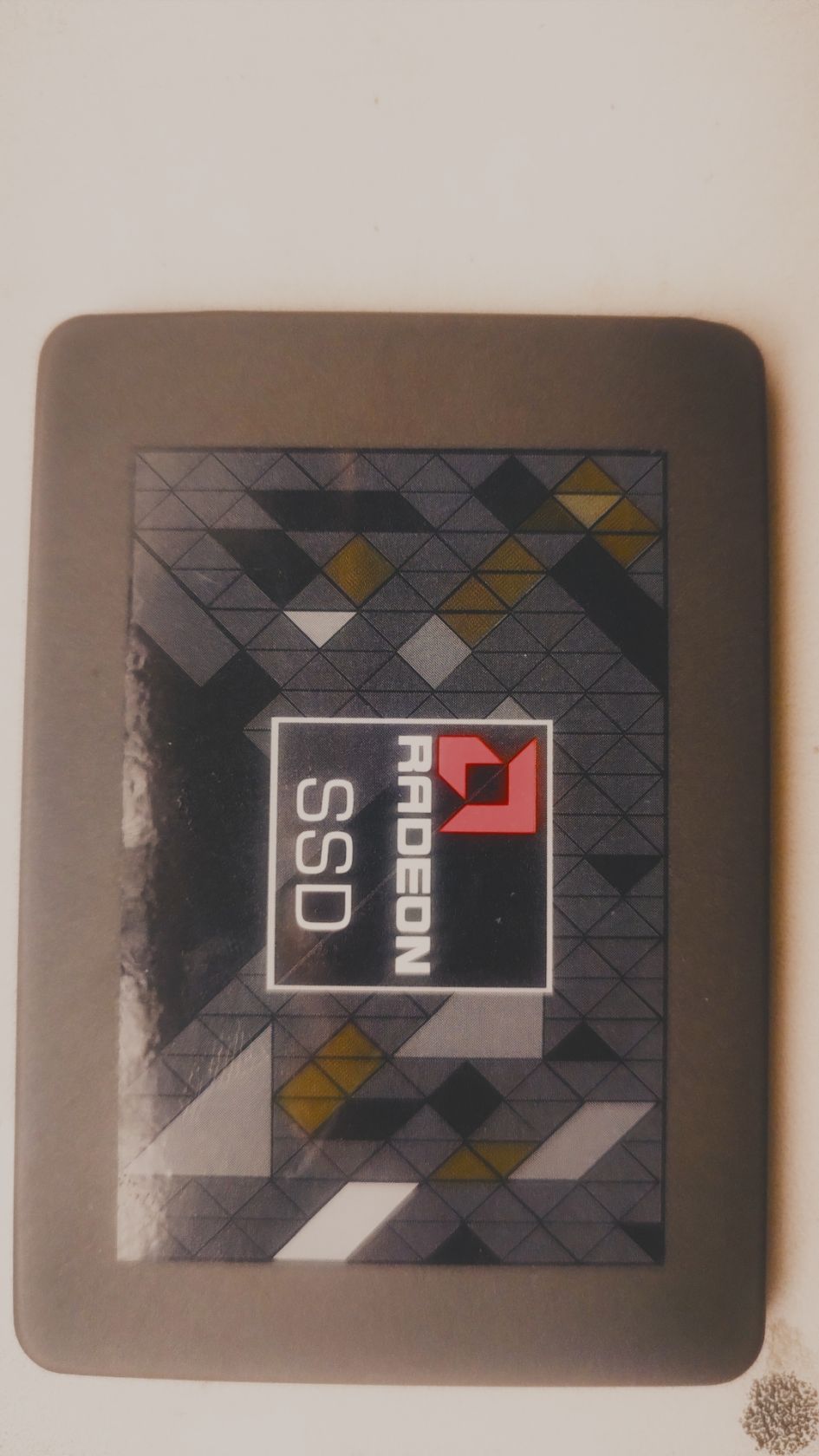 SSD AMD Radeon 240 ГБ гарний стан, гарантія - фото фото фото 0