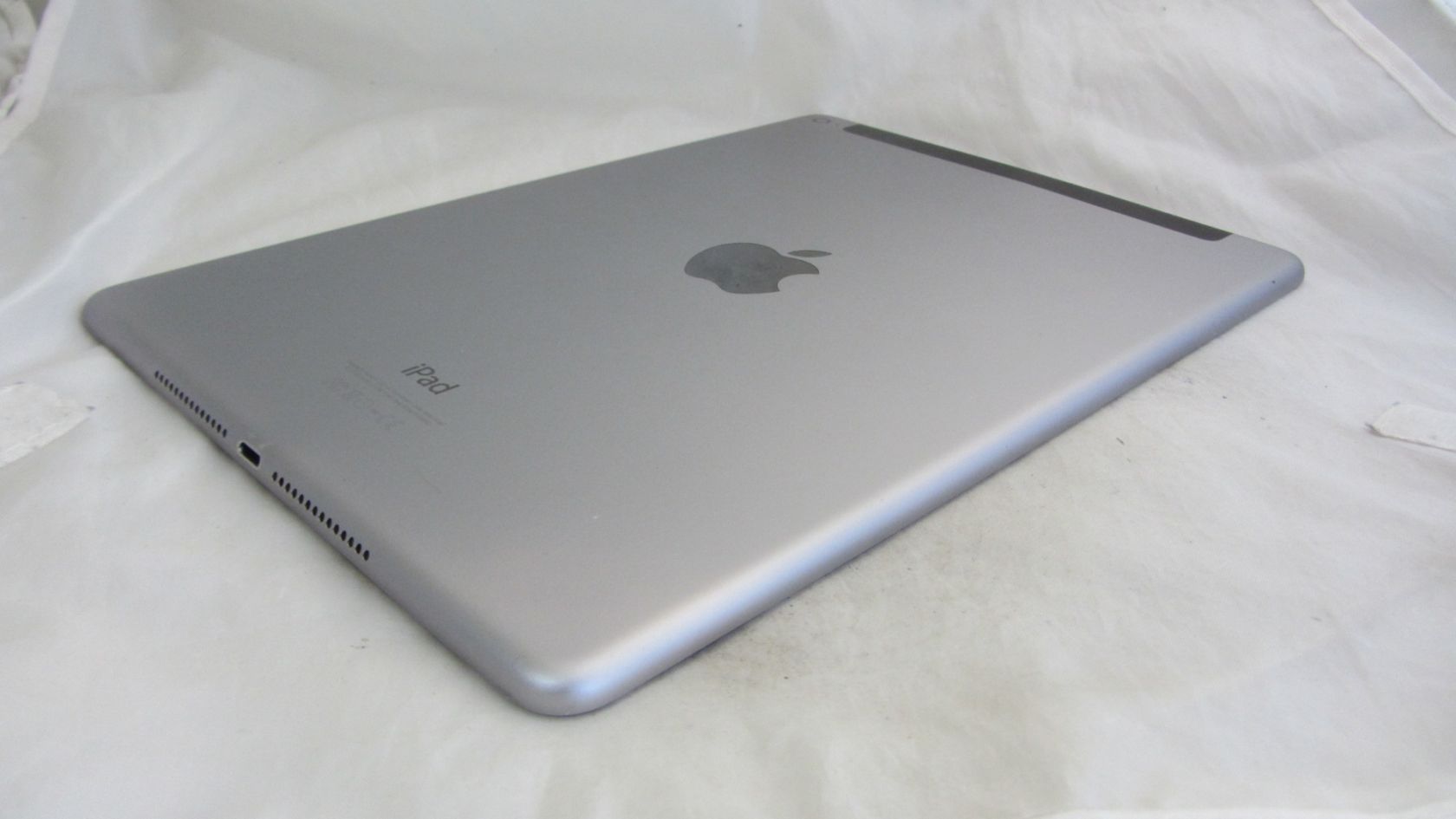 Apple iPad Air 2 16Gb Wi-fi+4G Black - фото фото фото 5