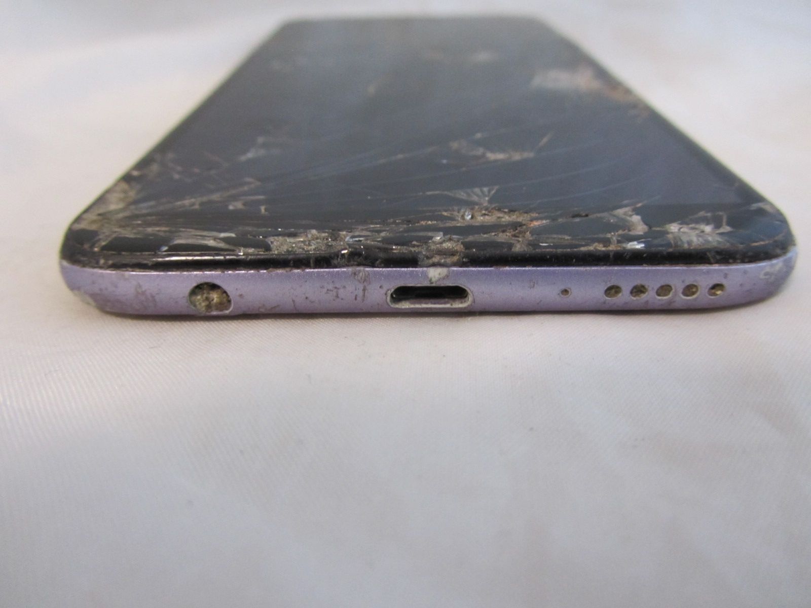 HTC Desire 12 Plus Silver - фото фото фото 1