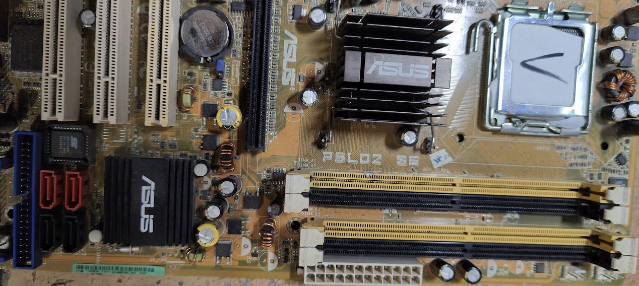 Мат. плата Asus P5LD2 SE rev1.0 LGA775 i945P PCI-E+GbLAN SATA ATX 4DDR2 № 231003 - фото фото фото 1