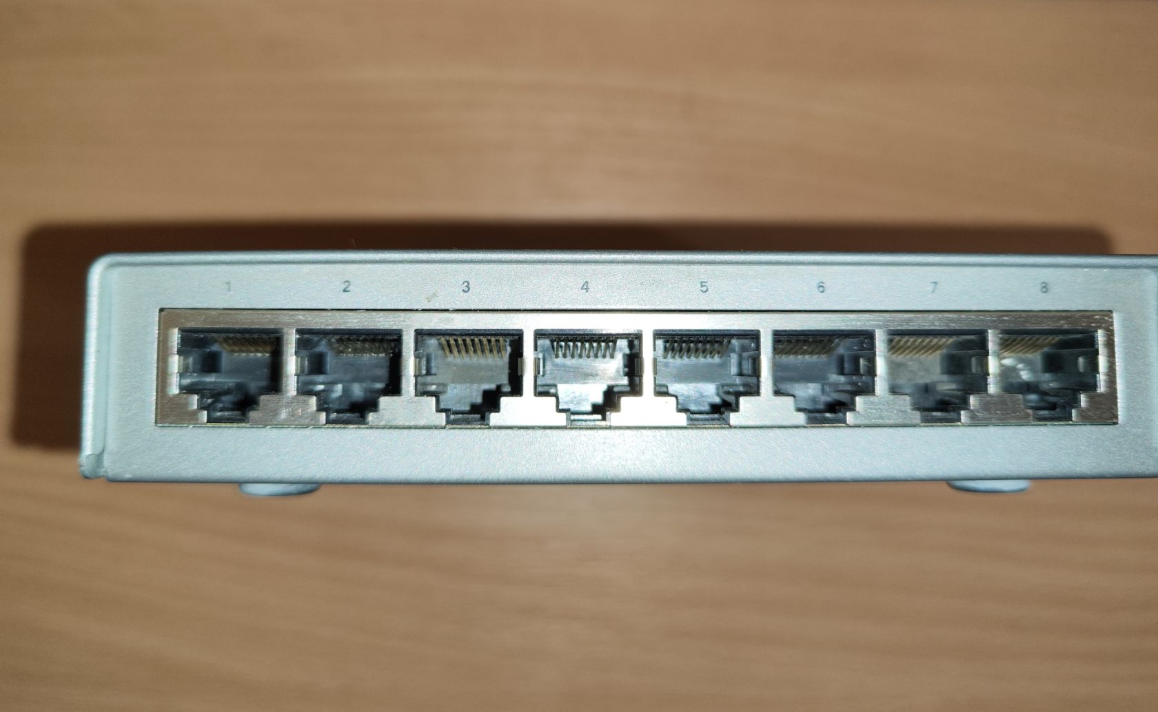 Коммутатор Cisco SF100D-08 - фото фото фото 6