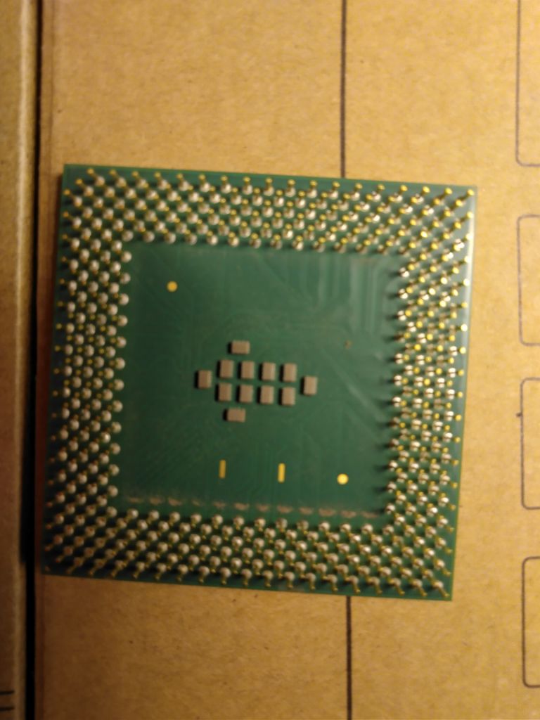 Процесор Intel Celeron 1100A                     (Tualatin) - фото фото фото 1