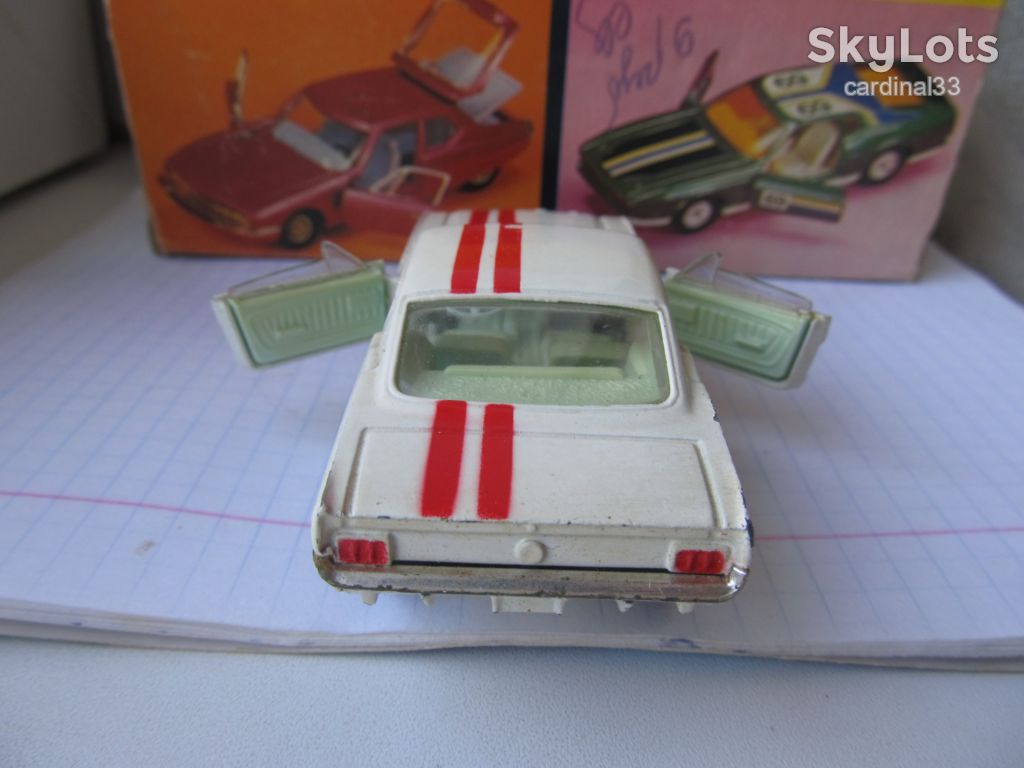 Corgi toys. Ford Mustang Fastback 2+2 - фото фото фото 3