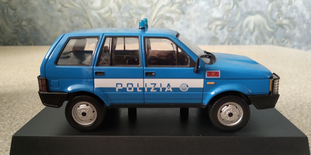 RAYTON FISSORE MAGNUM - 1997    Polizia    M1:43    ОПЛАТА ЛОТА ПРИ ОТРИМАНІ ! - фото фото фото 3