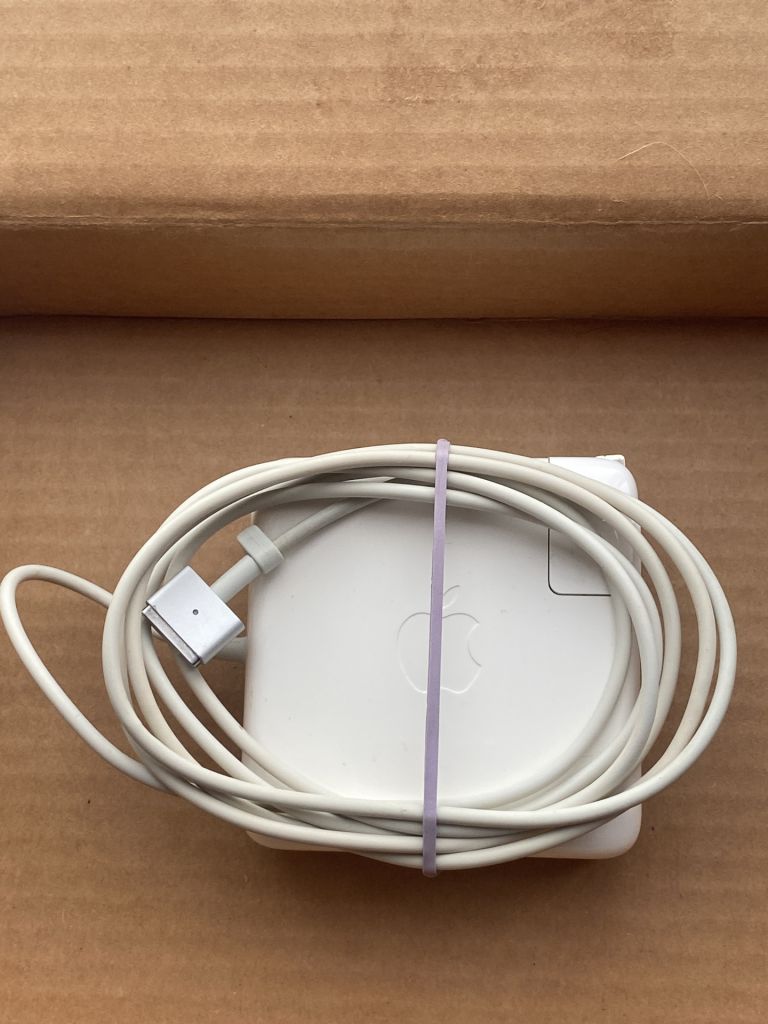 Apple MagSafe 2 85W зарядка для MacBook Pro     (нерабочая) - фото фото фото 1