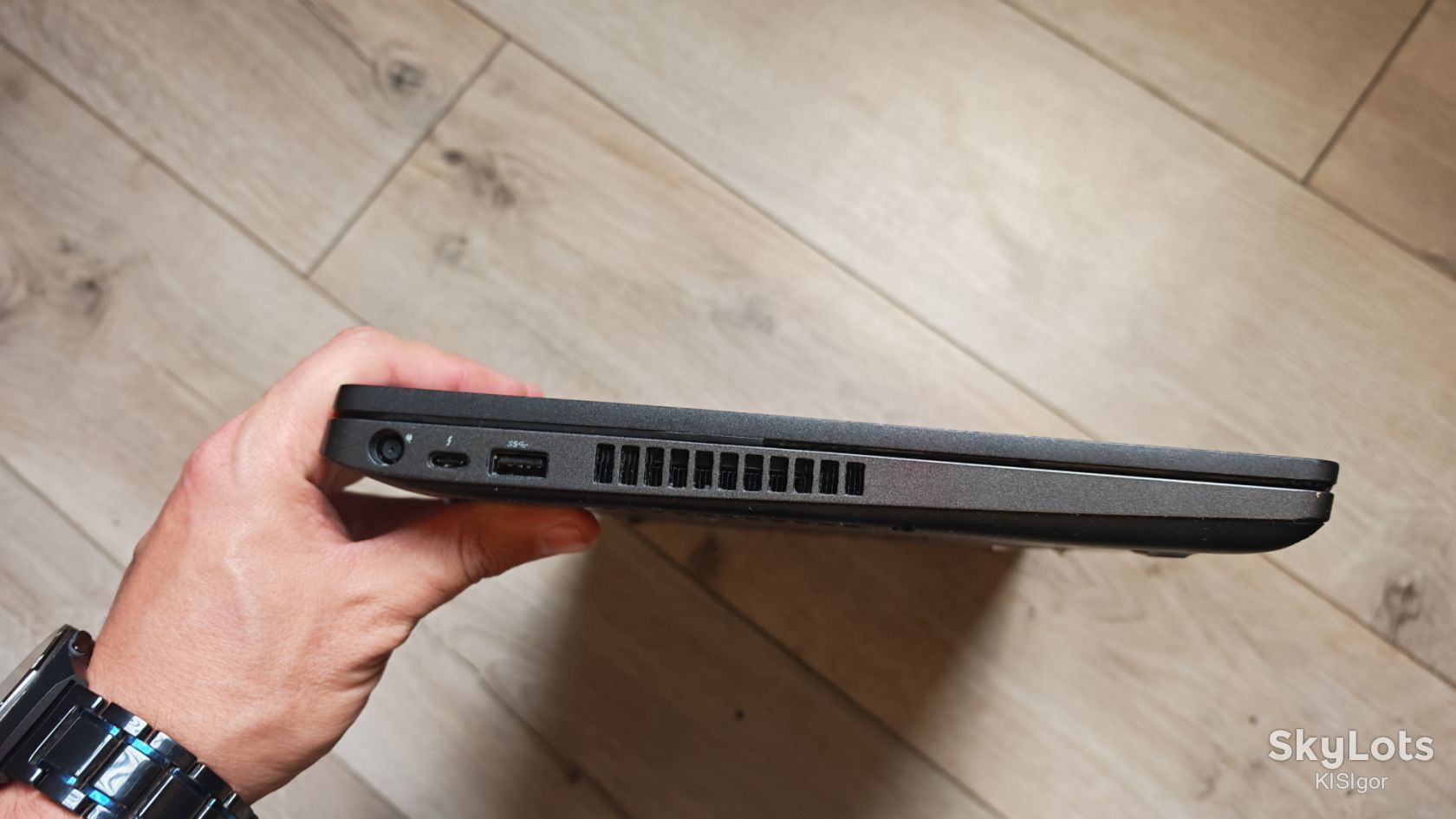 Робоча станція Dell Precision 3541 15,6" IPS  i5-9400H/8Gb/240SSD - фото фото фото 2