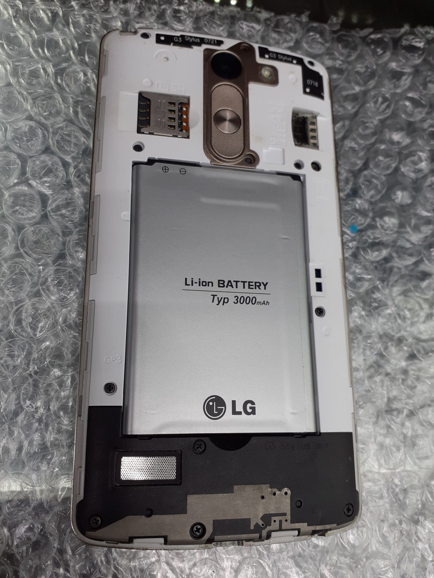 #252 LG G3 Stylus Gold - фото фото фото 5