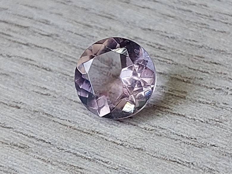 Аметист 1.65 Ct 7.95 мм - фото фото фото 1