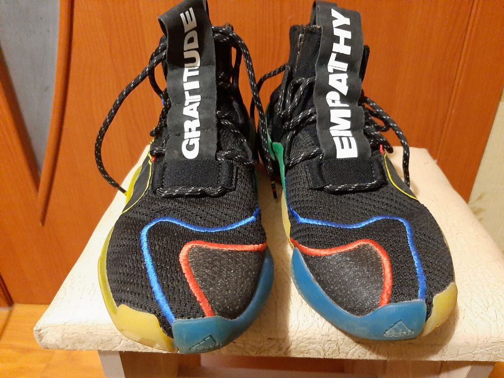 Продам кроссовки ADIDAS. ( оригинал) мужские. - фото фото фото 2