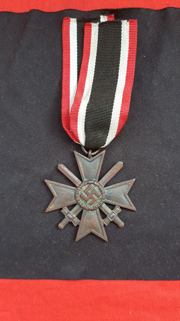 Kriegsverdienstkreuz mit Schwertern, 2. Klasse, KVK - фото фото фото 0