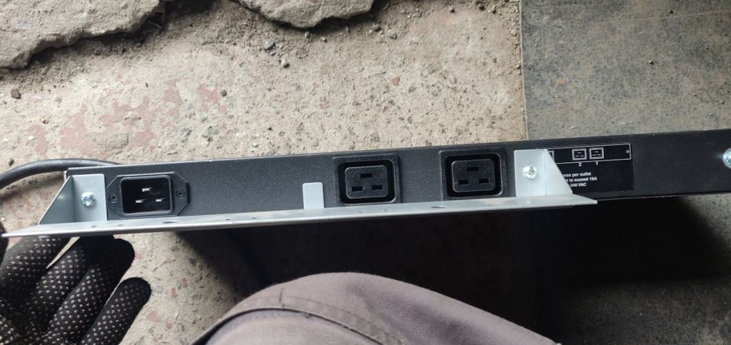 Распределитель питания HP Modular PDU Control Unit EO4504 № 220808 - фото фото фото 1
