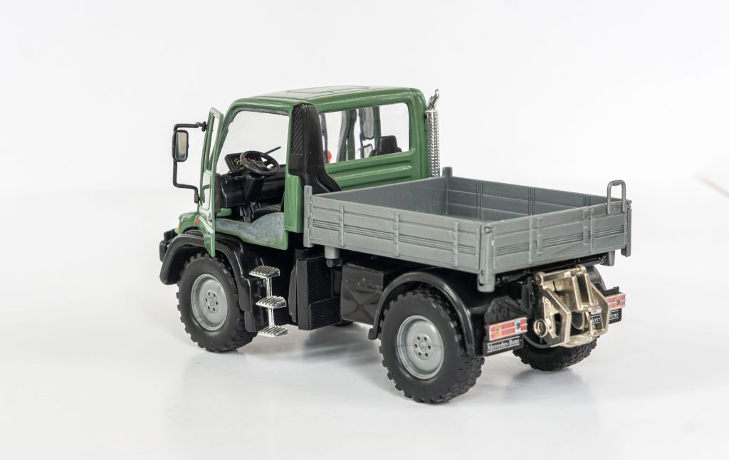 1:32 Mercedes Benz Unimog U400, WELLY #2380 - фото фото фото 2